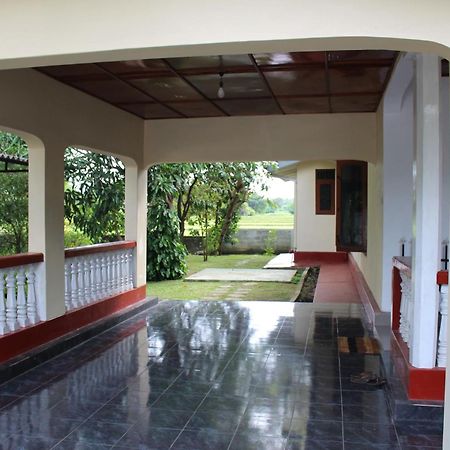 Hotel Sunshine Tourist Rest à Anurâdhapura Extérieur photo