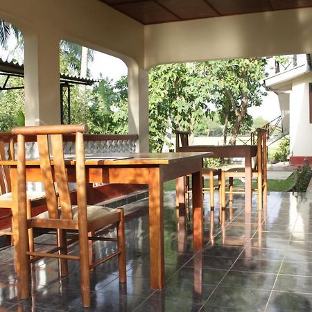 Hotel Sunshine Tourist Rest à Anurâdhapura Extérieur photo